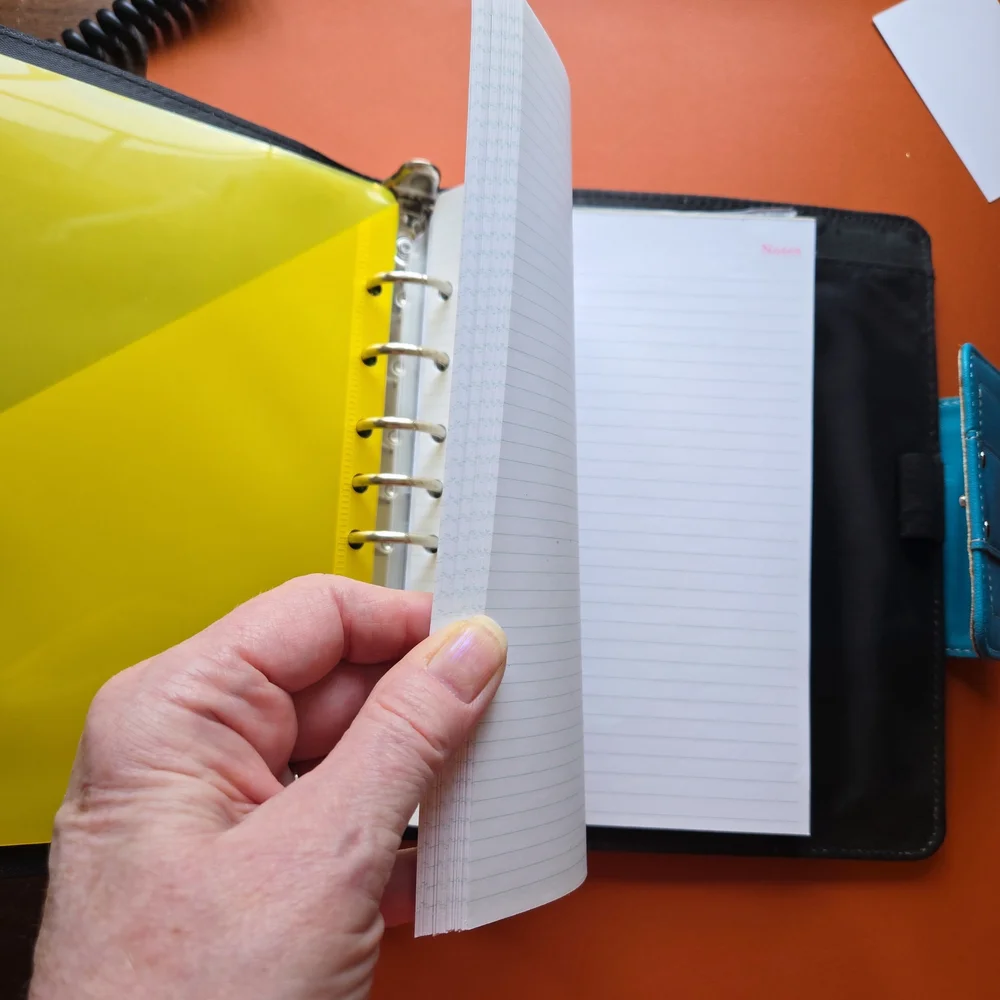 Blue Leather Day-Timer Planner With Snap Closure, Pocket & Notebook 8.5 x 5.5 Pg